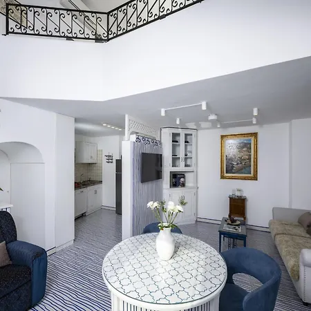 House In Positano Near Sandy Beach * Positano