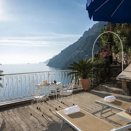 House In Positano Near Sandy Beach