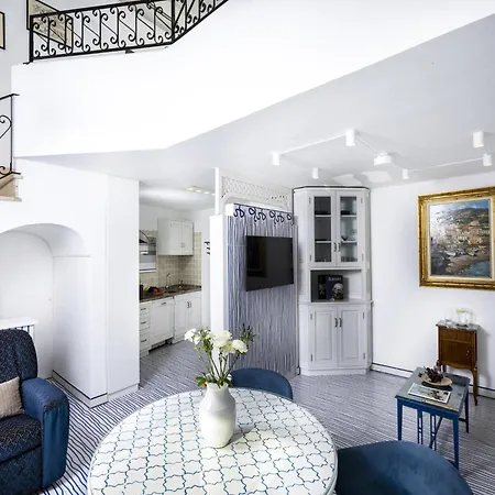 House In Positano Near Sandy Beach *